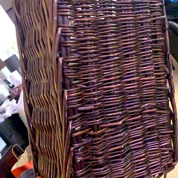 2 wicker baskets - Picture 5 of 6